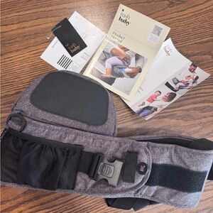 NEVER USED tushbaby strapless hip seat (gray)